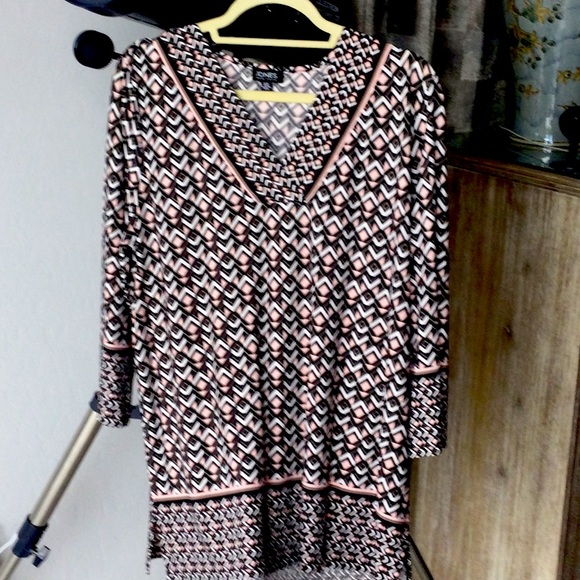 Tunic - Picture 1 of 1